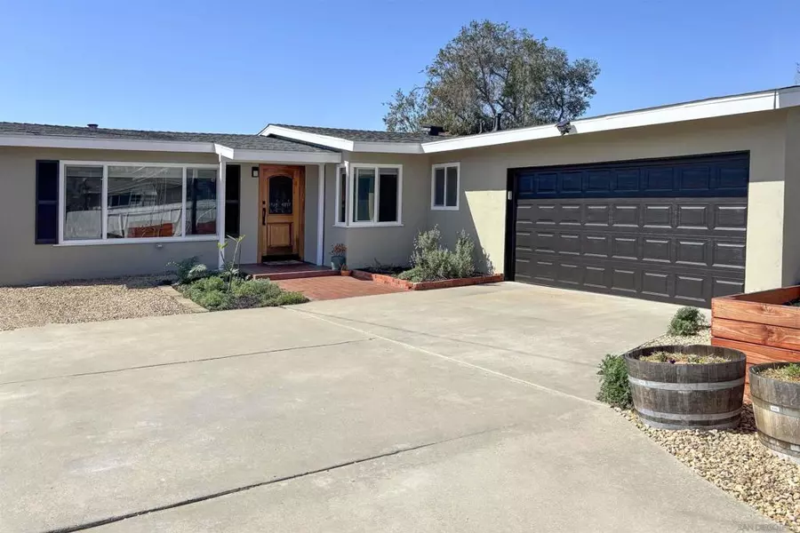 3988 Canning Ave, San Diego, CA 92111