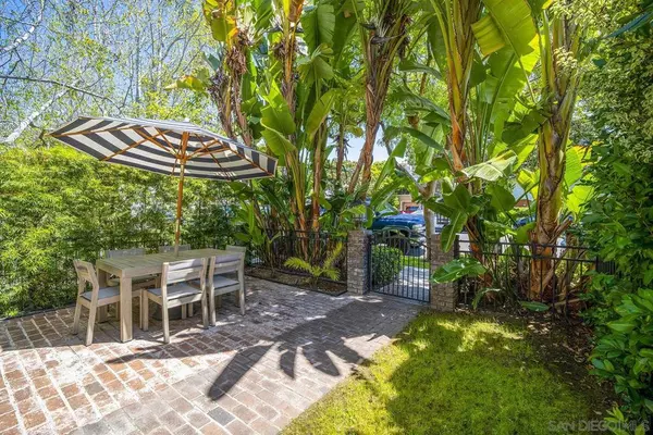 Coronado, CA 92118,722 F Avenue