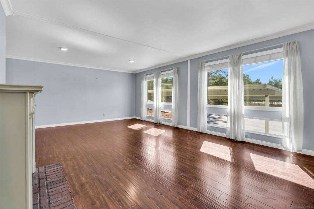 El Cajon, CA 92021,1120 Pepper Dr #25