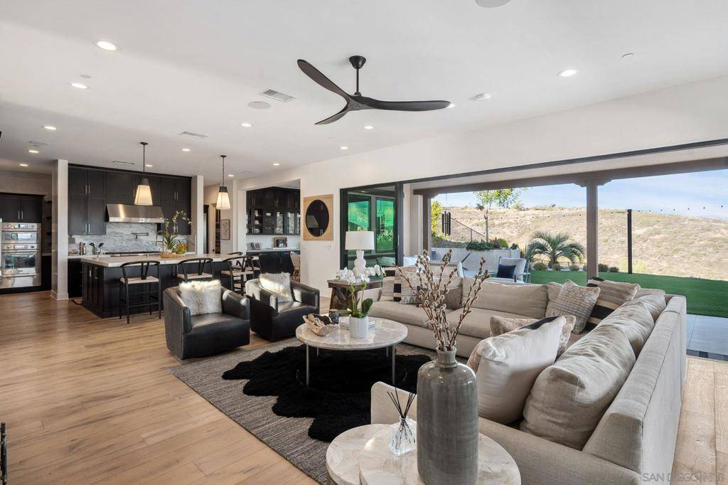 Encinitas, CA 92024,3801 Rancho Summit Dr