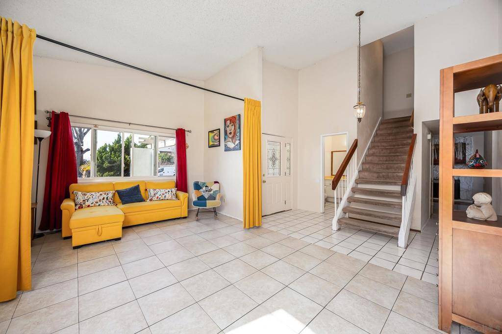 Chula Vista, CA 91911,150 Meadowlark Ave