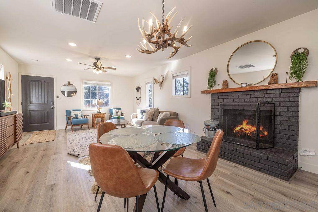 Big Bear, CA 92315,579 Vista Lane