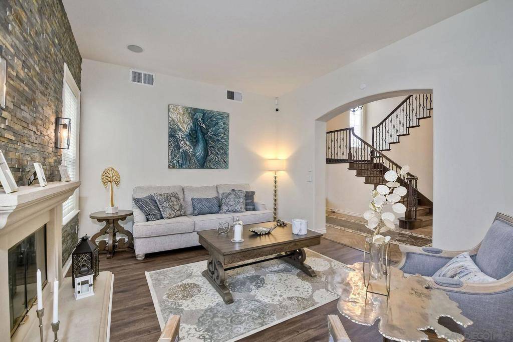 Chula Vista, CA 91914,993 Hawthorne Creek Dr