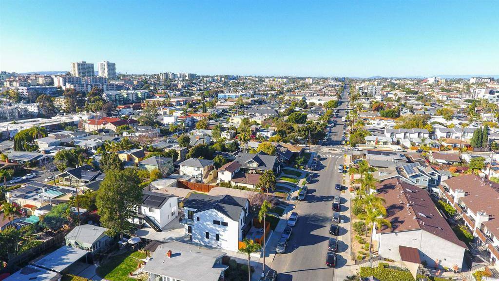 San Diego, CA 92104,3652 3656 Louisiana Street