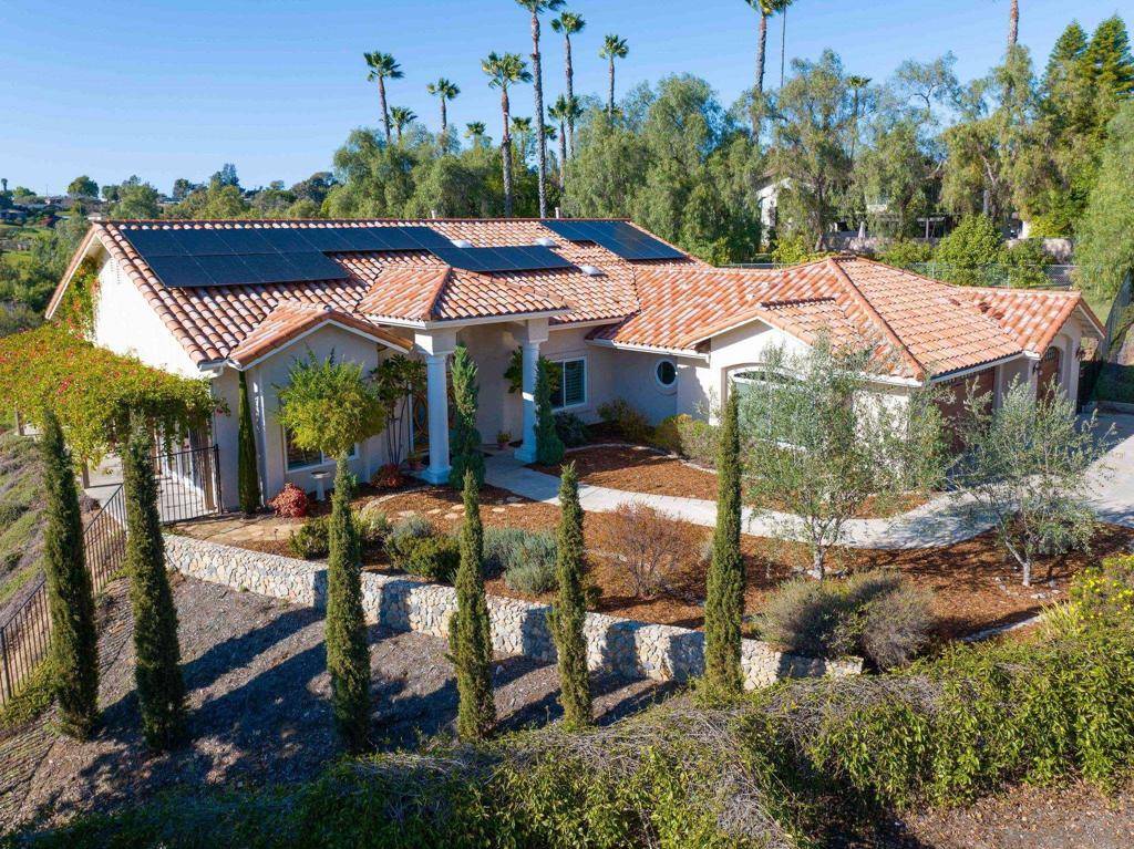2610 Sunset Hills, Escondido, CA 92025