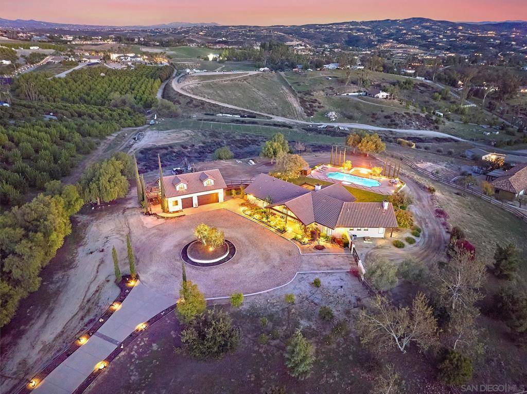 38408 Mesa Rd, Temecula, CA 92592