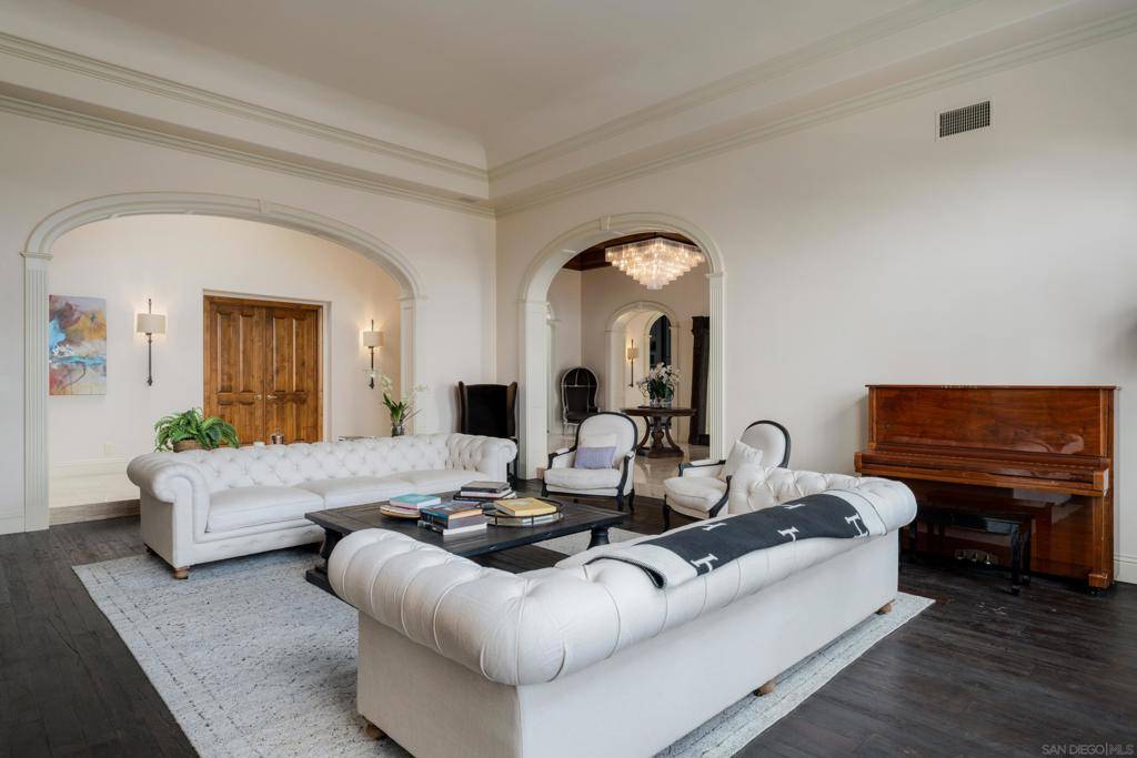 Rancho Santa Fe, CA 92067,17211 Circa del Sur