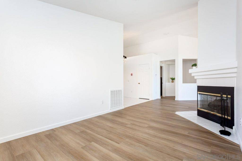 Alpine, CA 91901,2334 Columbine Dr
