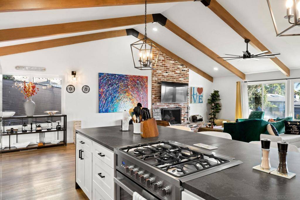La Mesa, CA 91941,10074 Mozelle Ln