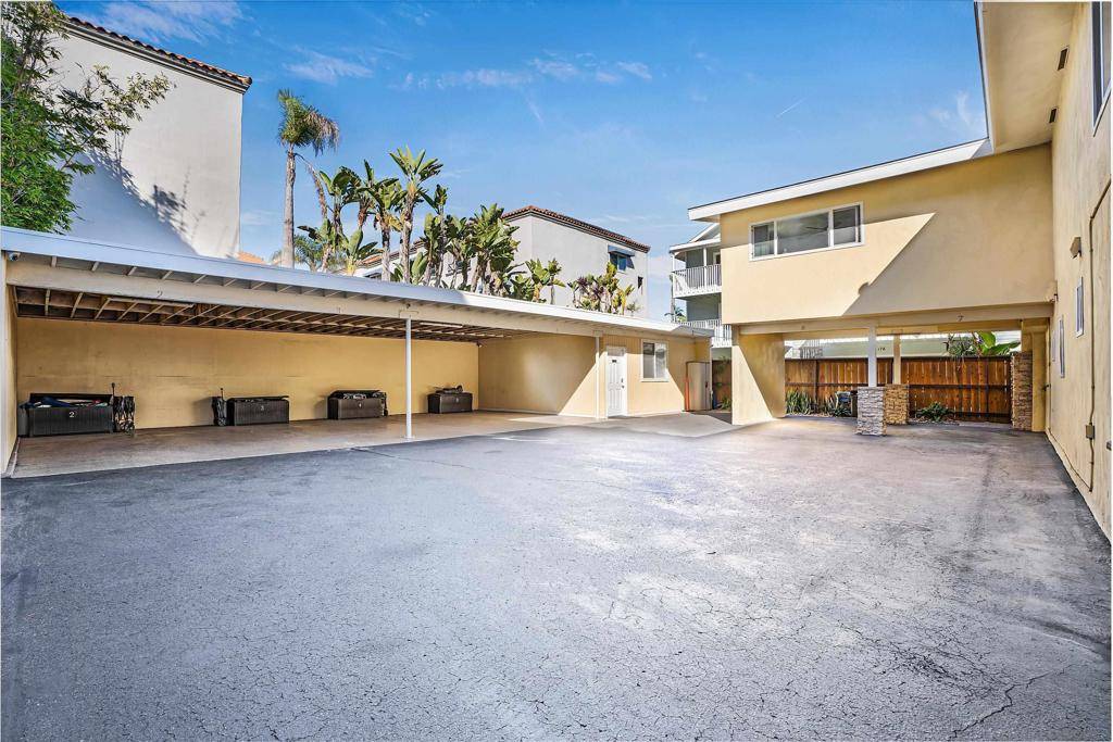 Carlsbad, CA 92008,150 Walnut Ave