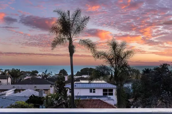 La Jolla, CA 92037,7227 Fay Ave