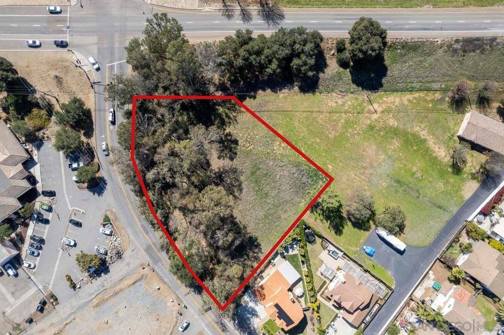 Escondido, CA 92026,1945 N Iris Ln