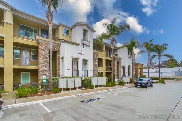 San Diego, CA 92123,5072 Plaza Promenade