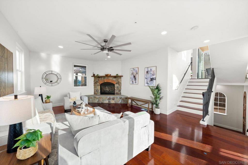 Spring Valley, CA 91977,1639 Coronado Ave