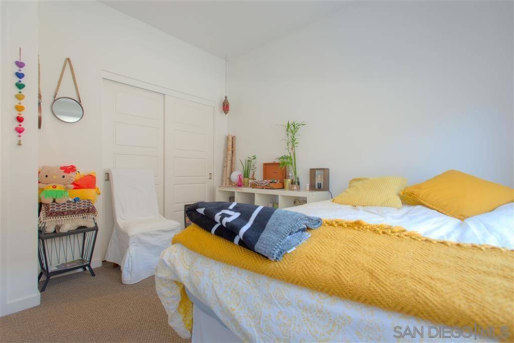 Irvine, CA 92618,126 Cadence