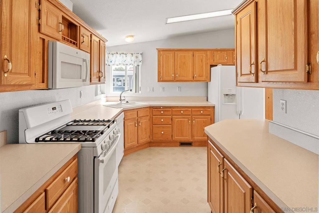 Oceanside, CA 92057,328 Killdeer