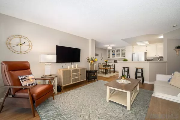 17617 Pomerado Rd #215, San Diego, CA 92128