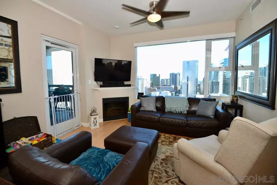 300 W Beech Street #2010, San Diego, CA 92101