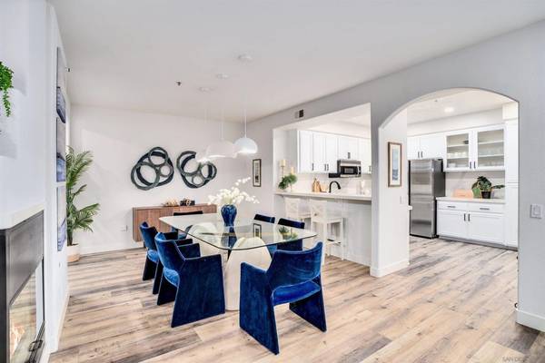 344 Orange Ave #203,  Coronado,  CA 92118