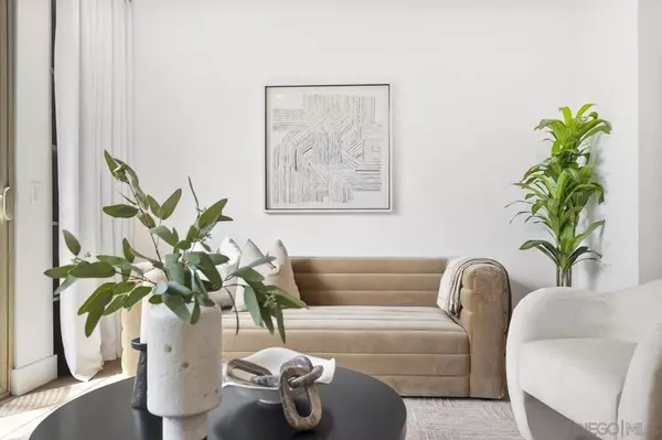 1400 Broadway #1204,  San Diego,  CA 92101