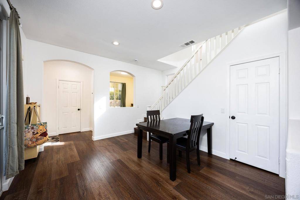 Murrieta, CA 92562,27664 Passion Flower Ct