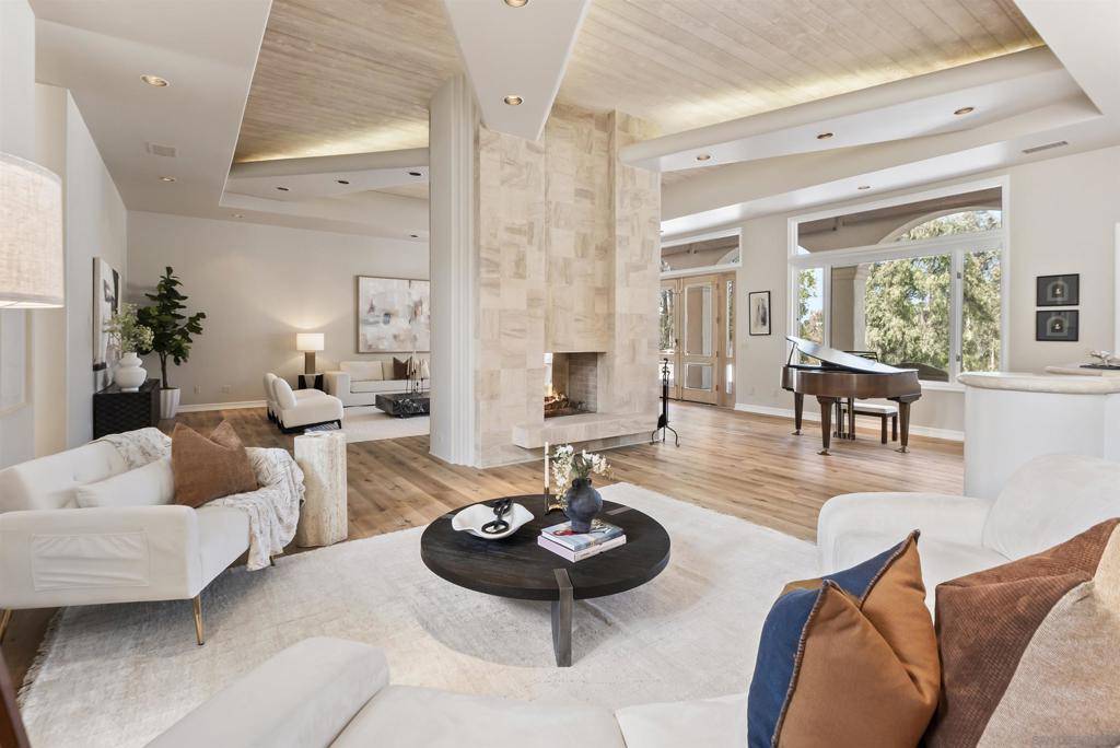 Rancho Santa Fe, CA 92067,17828 Circa Oriente