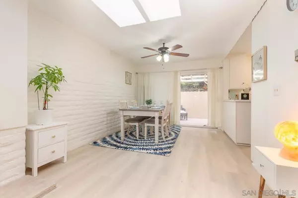 La Mesa, CA 91942,9320 Earl St #40