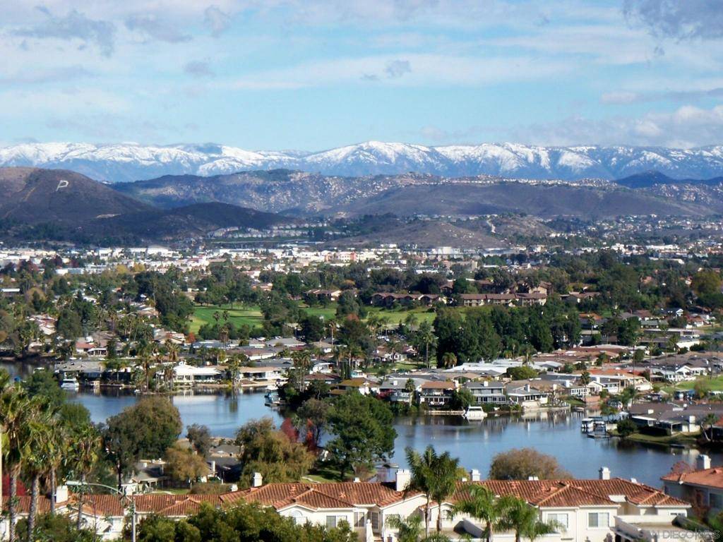 1561 La Plaza, San Marcos, CA 92078