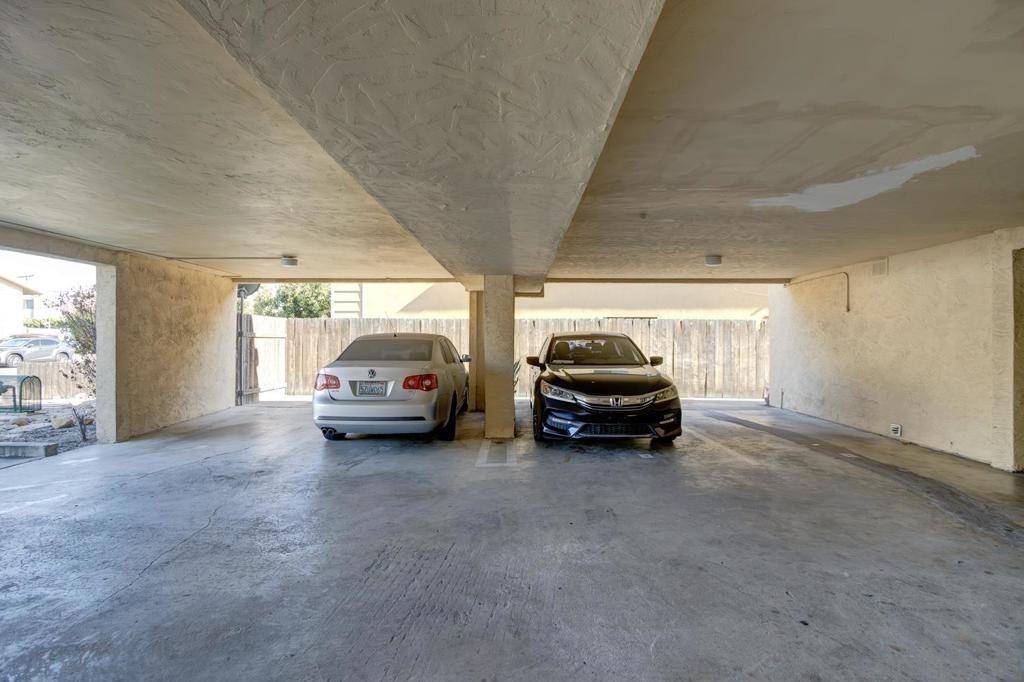 San Diego, CA 92116,4562 Hamilton St.