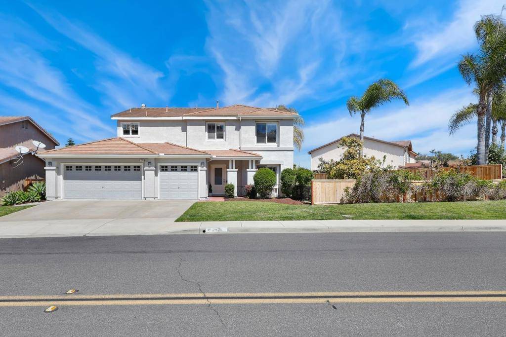 1296 Cottonwood Dr, Oceanside, CA 92056