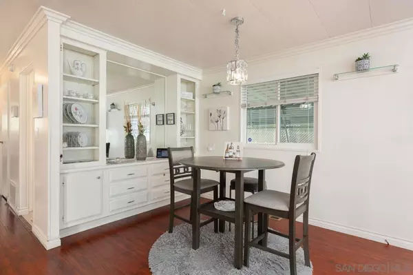 Escondido, CA 92027,2280 E Valley Parkway E #75