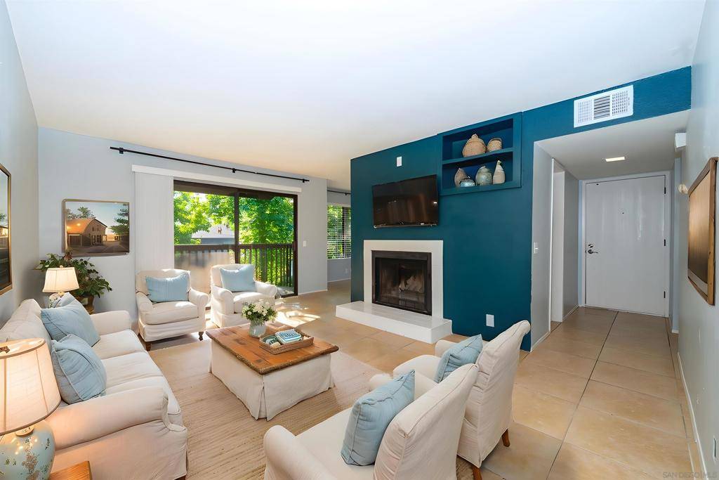 2157 Arnold Way #324, Alpine, CA 91901