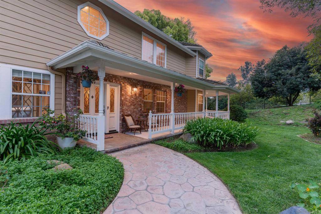 Fallbrook, CA 92028,2891 Los Alisos Dr