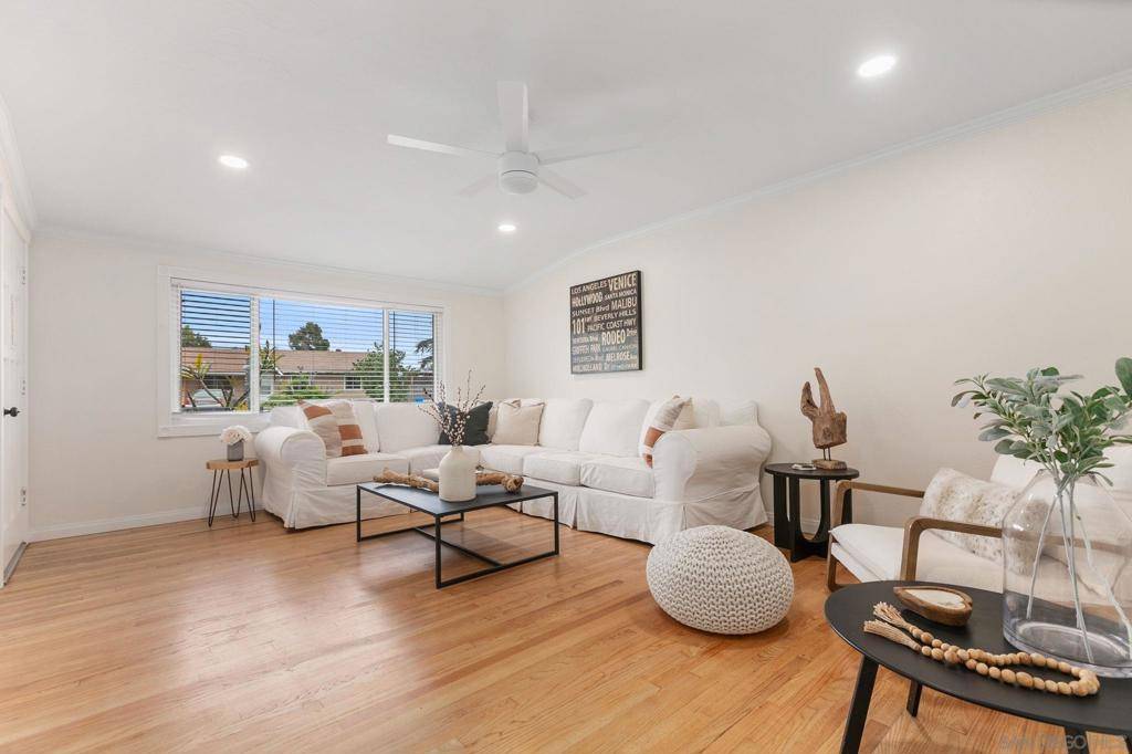Vista, CA 92083,1227 Tylee Street