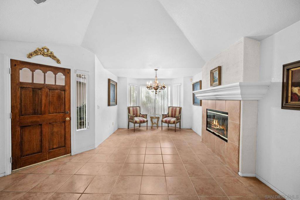 Palm Springs, CA 92262,1150 E Via Colusa