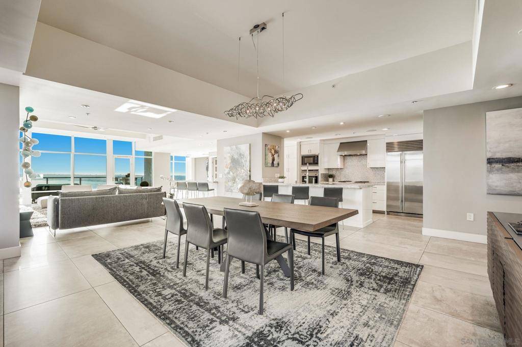 1262 Kettner Blvd #2402, San Diego, CA 92101