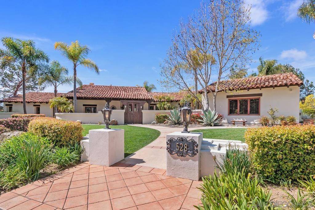 Rancho Santa Fe, CA 92067,528 Flores de Oro