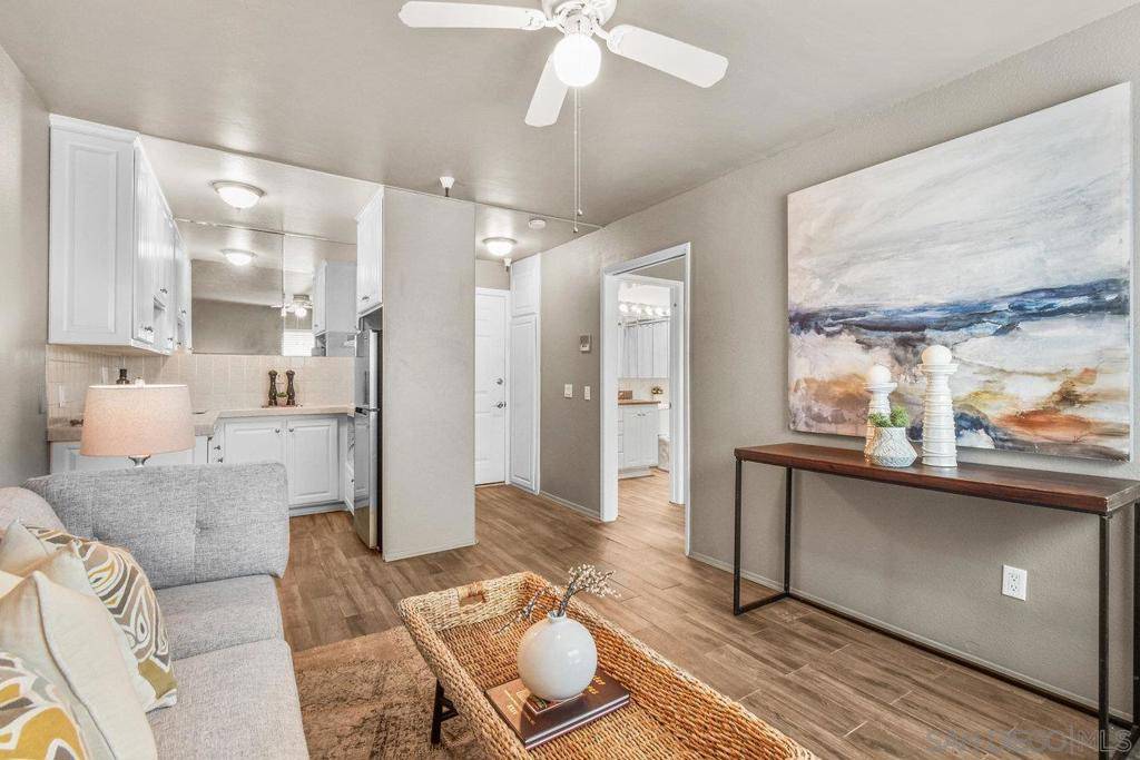 San Diego, CA 92104,3796 Alabama St #123