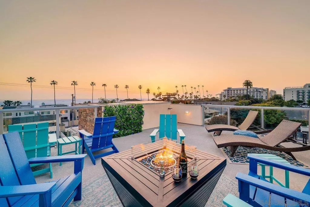 Oceanside, CA 92054,150 S Myers St #1