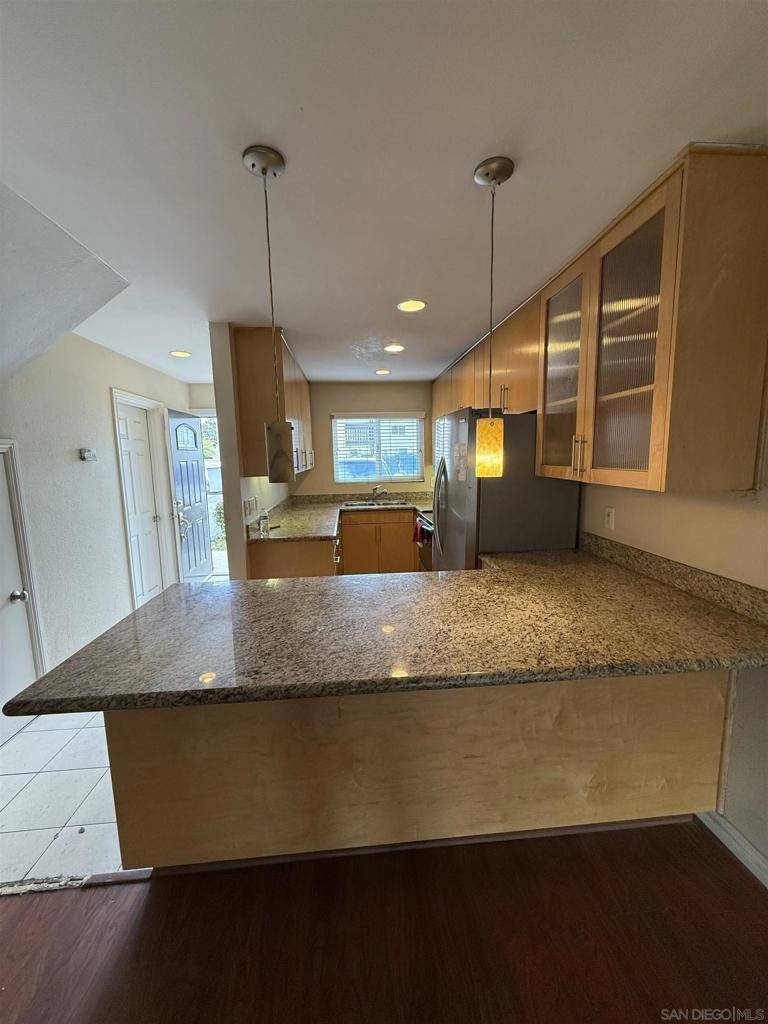 El Cajon, CA 92020,851 S Mollison Ave #6