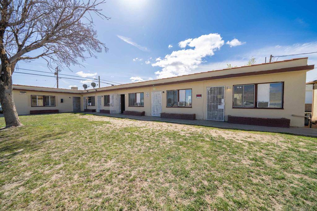 Palmdale, CA 93550,38717 E 6th St