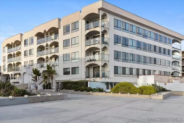 Pacific Beach (san Diego), CA 92109,4007 Everts Street #2H