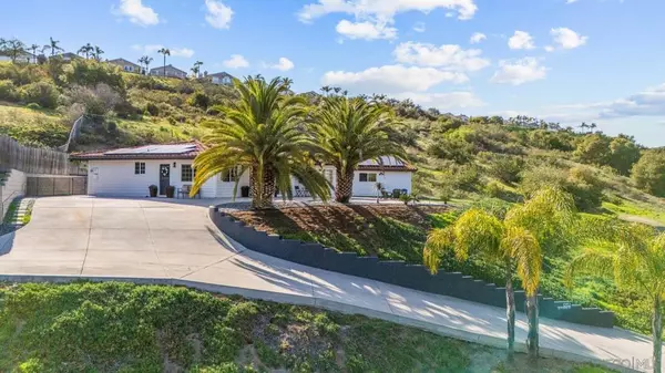 12132 Old Pomerado Rd, Poway, CA 92064