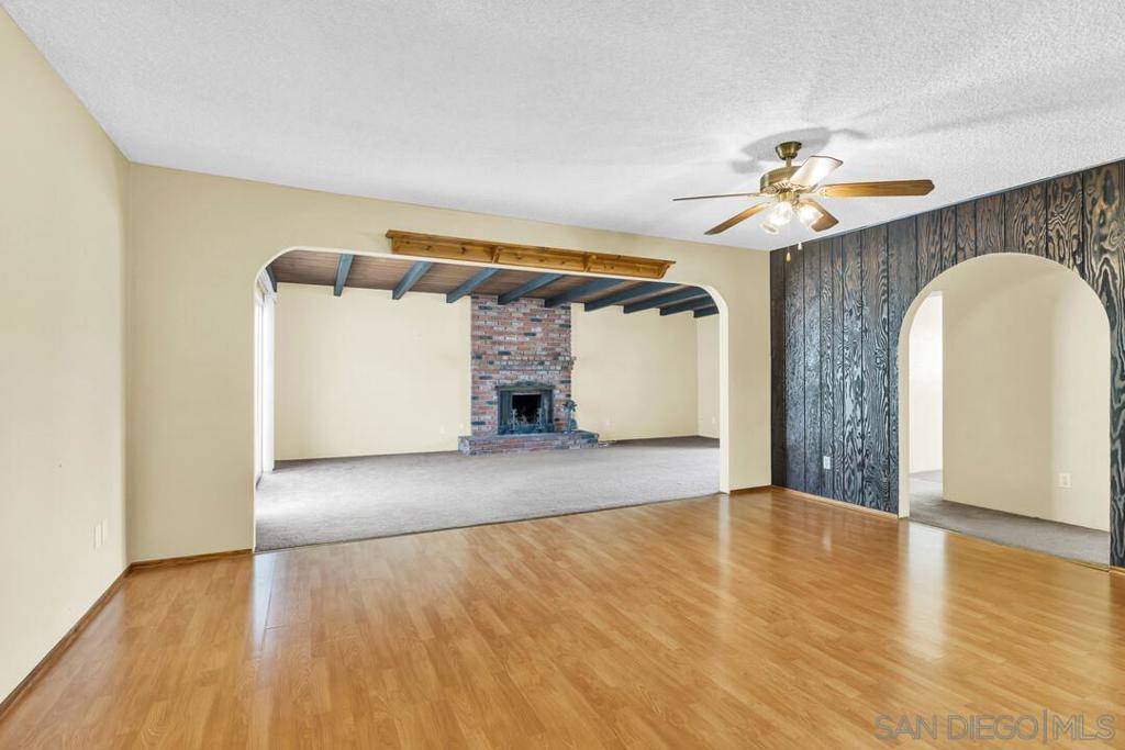 Santee, CA 92071,9540 Abbeyfield Rd