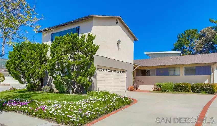San Diego, CA 92119,8402 Boulder Pl