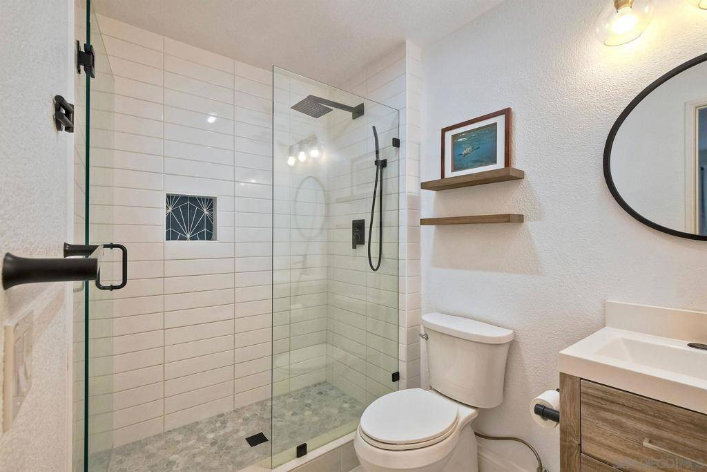 Encinitas, CA 92024,1760 S El Camino Real #106