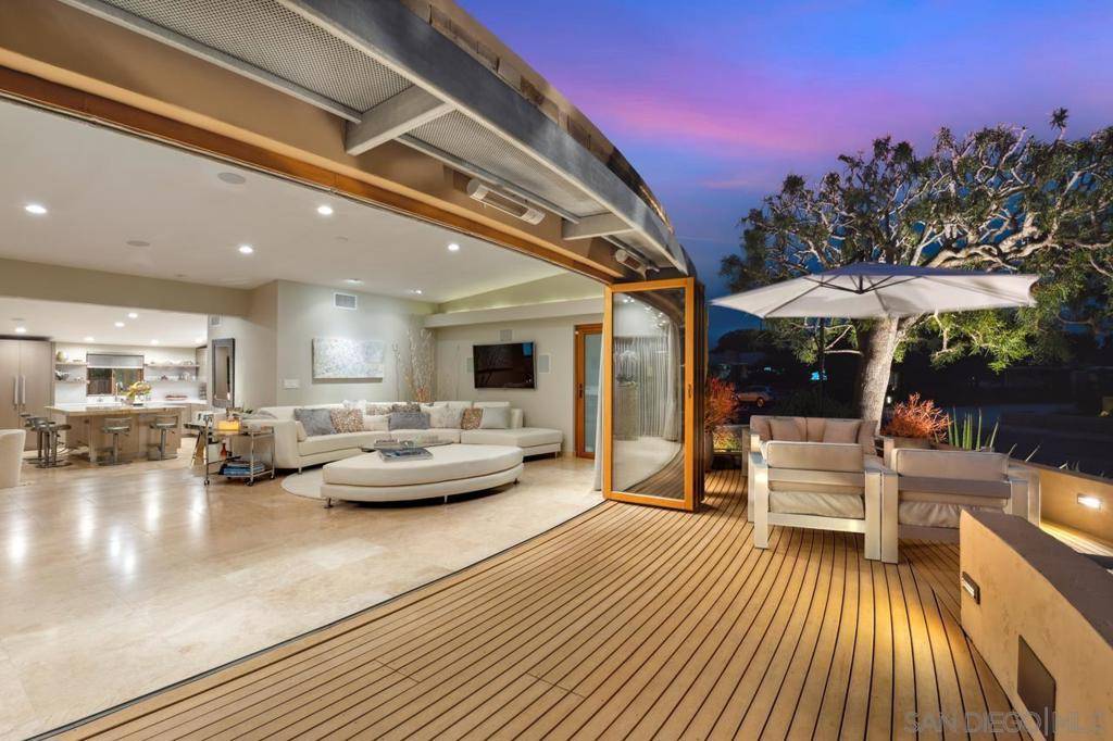 Solana Beach, CA 92075,773 E Solana Circle