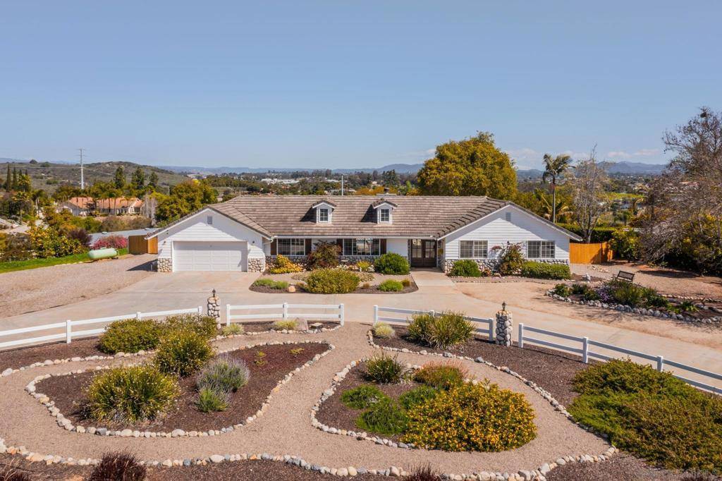 Fallbrook, CA 92028,360 Futurity Ln