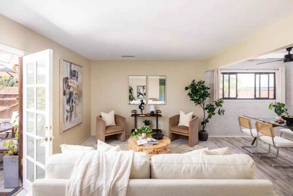 San Marcos, CA 92078,3704 La Colusa Dr