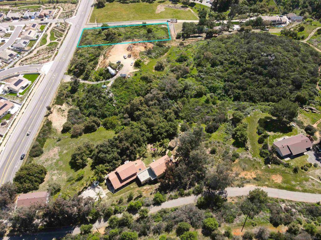 16 Rhinehart Drive,  Valley Center,  CA 92082